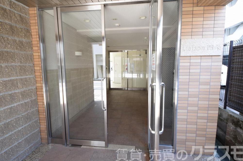 29/30 エントランス