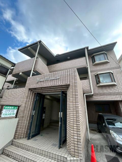 21/30 エントランス