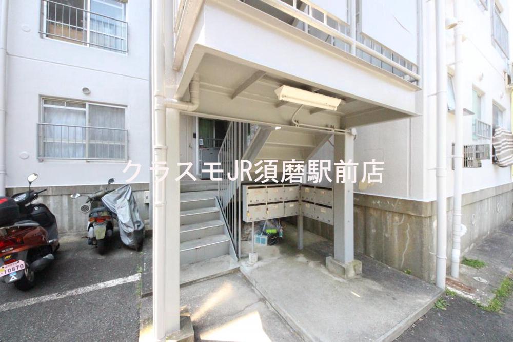 17/26 エントランス