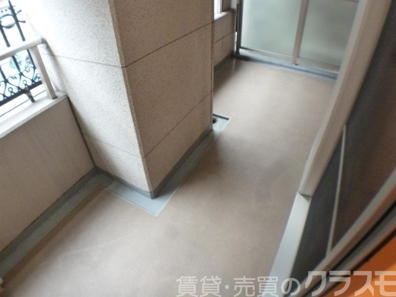 25/30 バルコニー