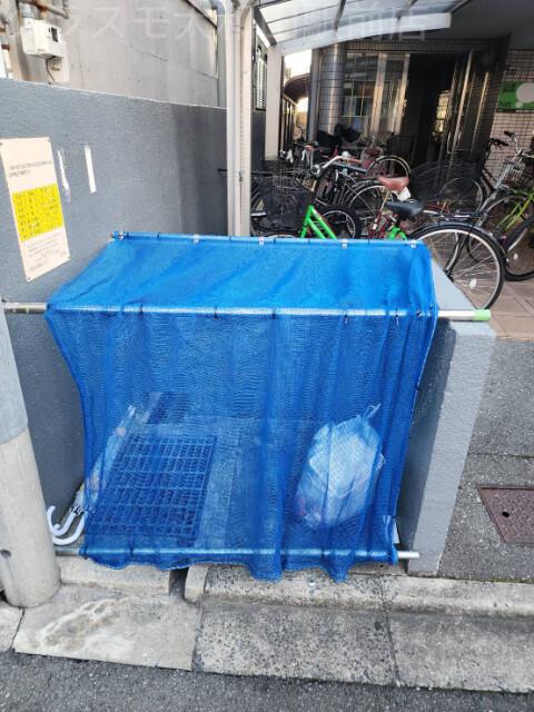 24/29 エントランス