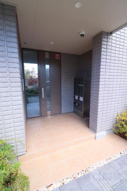 20/28 エントランス