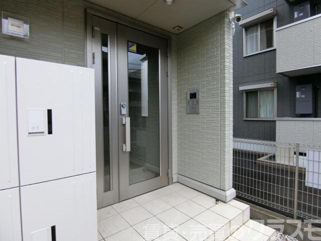 2/4 エントランス