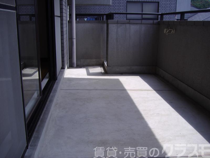 25/30 バルコニー