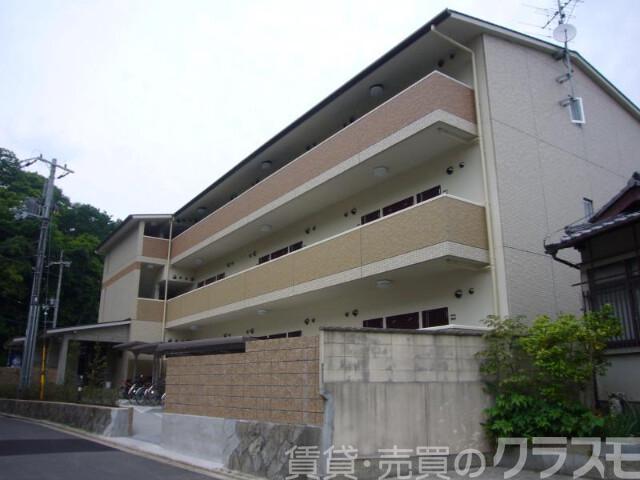 20/30 エントランス