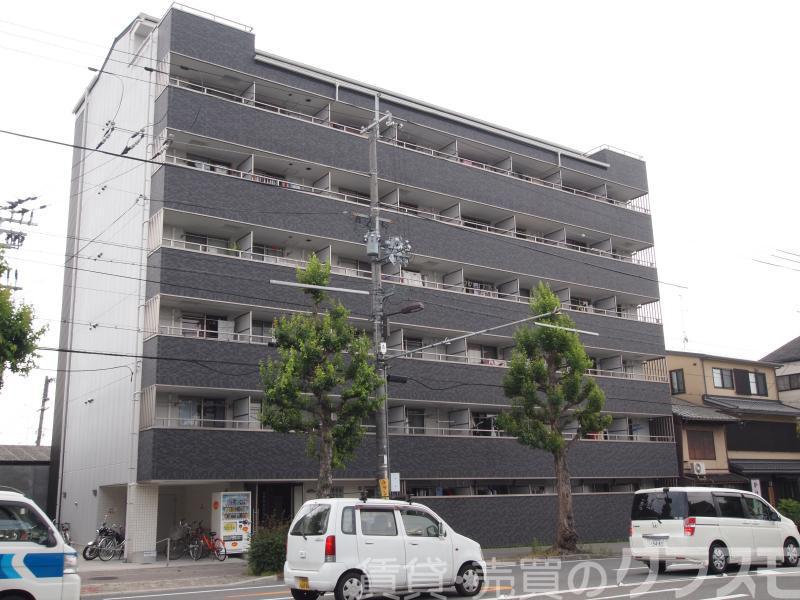 30/30 エントランス