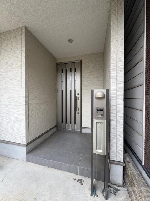 25/30 エントランス