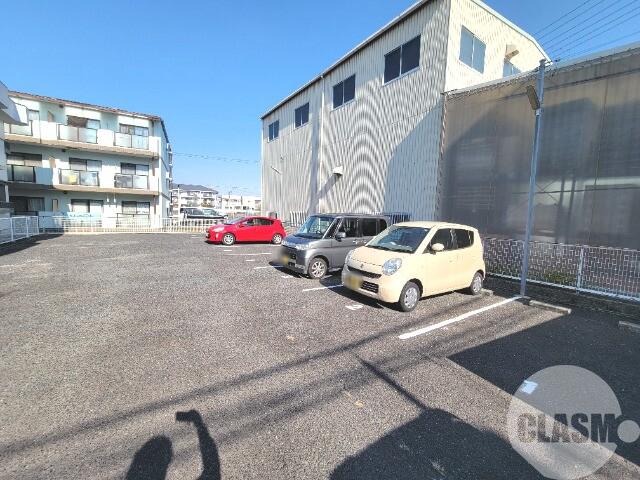 20/26 駐車場