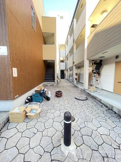 19/28 エントランス