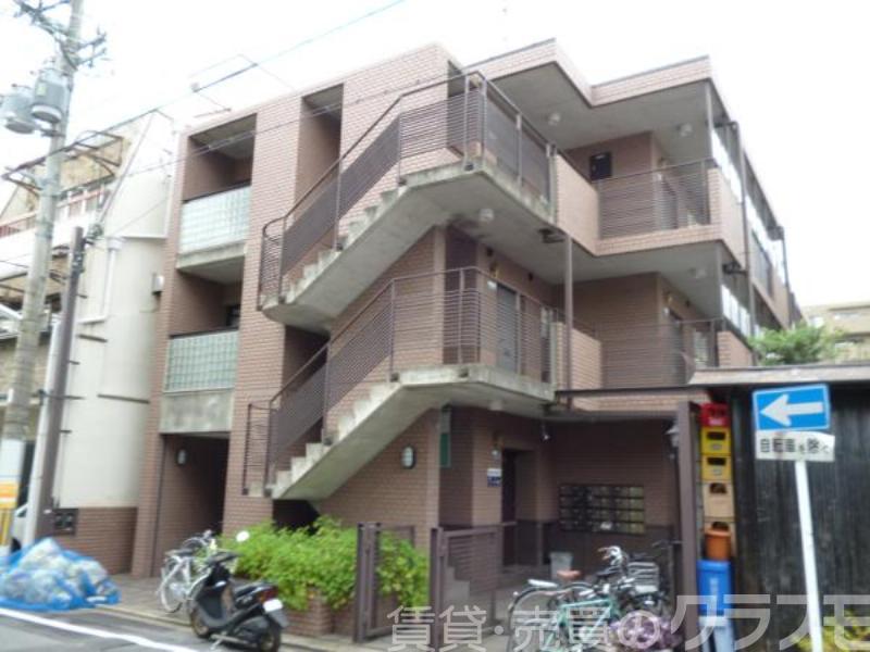 30/30 エントランス