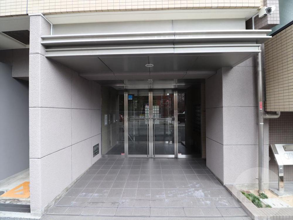 22/30 エントランス