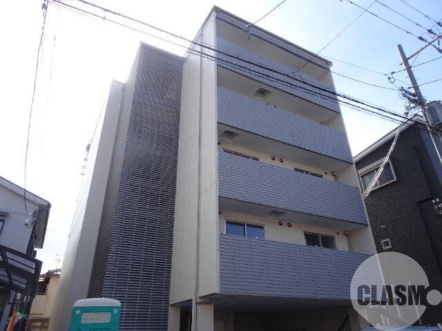 17/23 エントランス