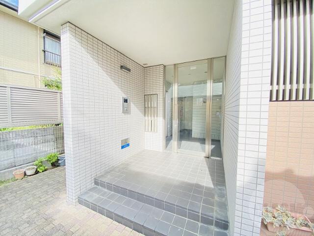 2/11 エントランス