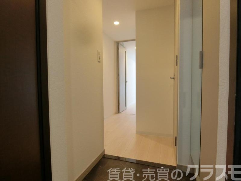 16/30 玄関