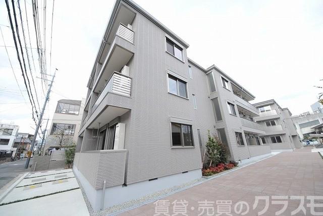 2/2 エントランス