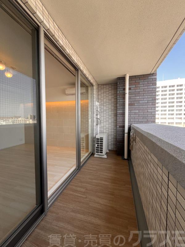 25/30 バルコニー