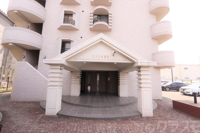 17/21 エントランス