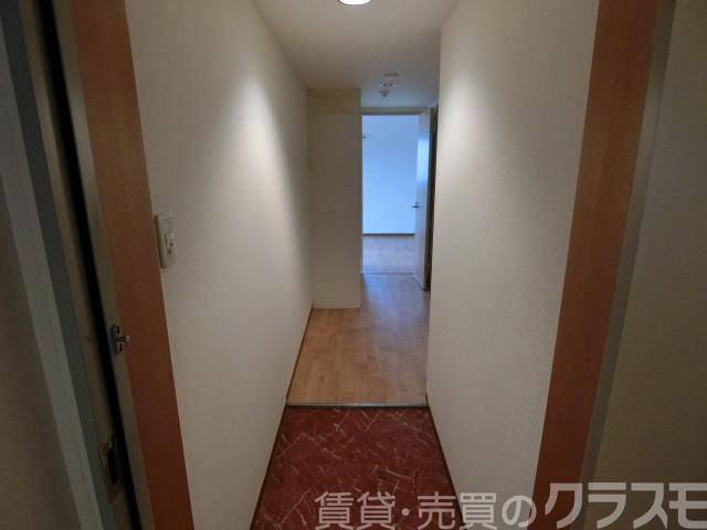 17/30 玄関