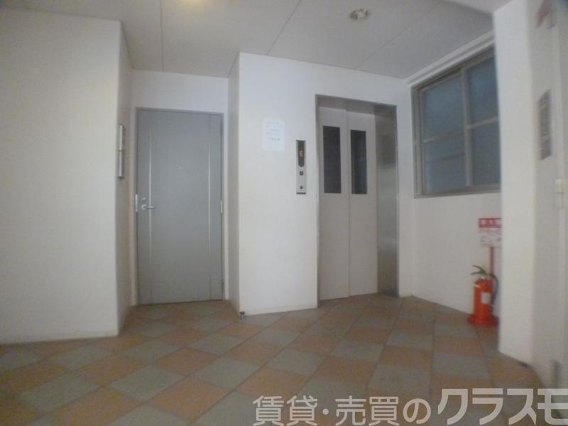 29/30 エントランス