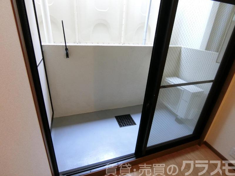 25/30 バルコニー