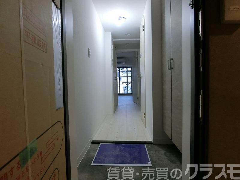 17/30 玄関