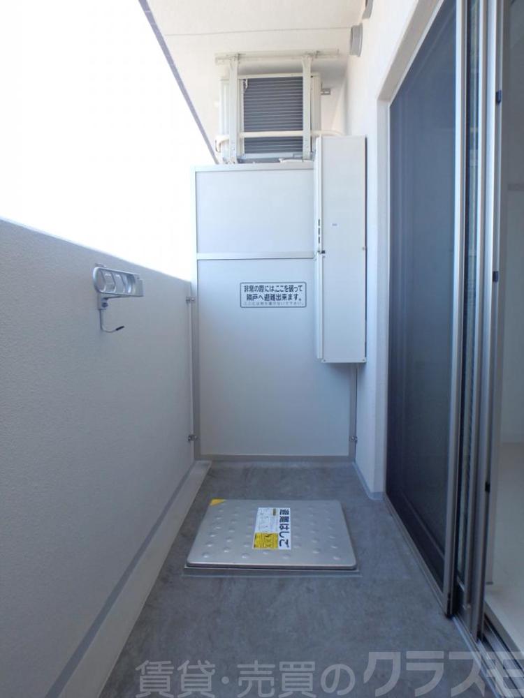 18/30 バルコニー