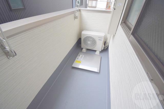 13/22 バルコニー