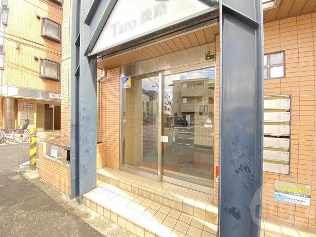 14/23 エントランス