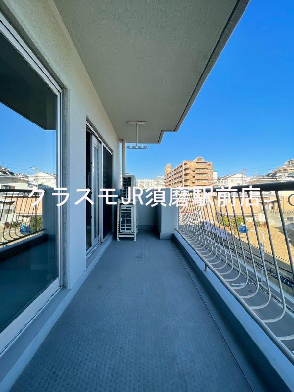 23/30 バルコニー