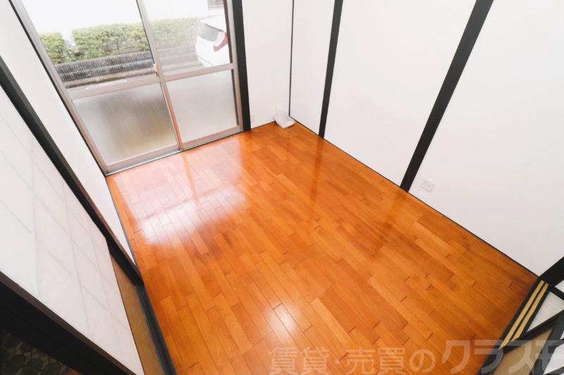 13/18 バルコニー