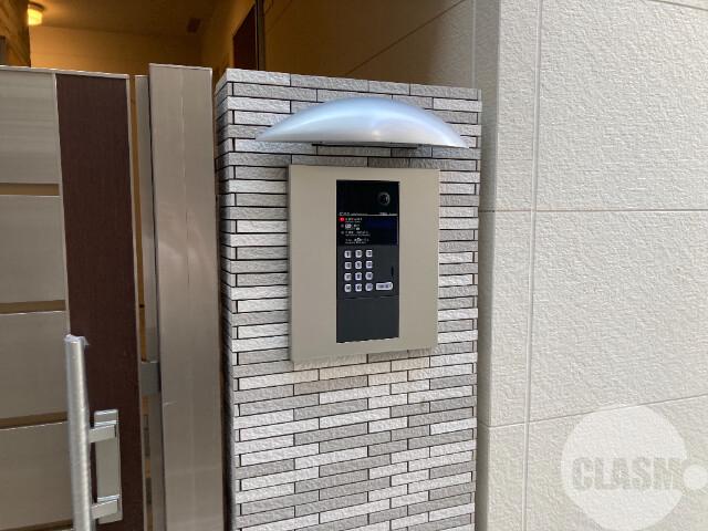 20/30 エントランス