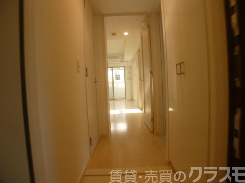 17/30 玄関