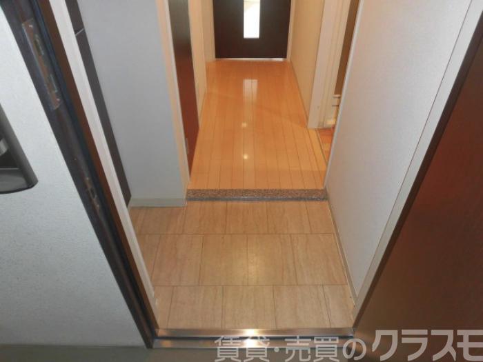 14/30 玄関