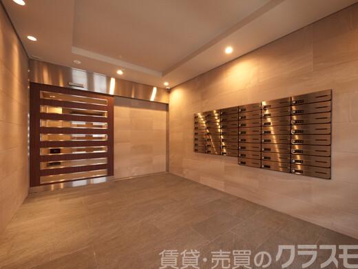 29/30 エントランス