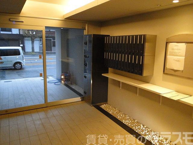 29/30 エントランス