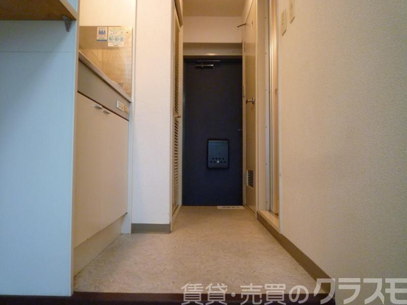 18/30 玄関