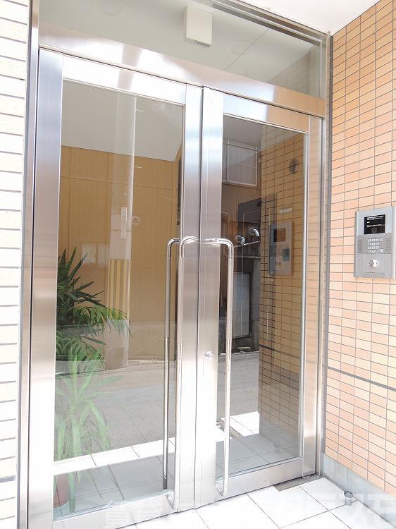 29/30 エントランス