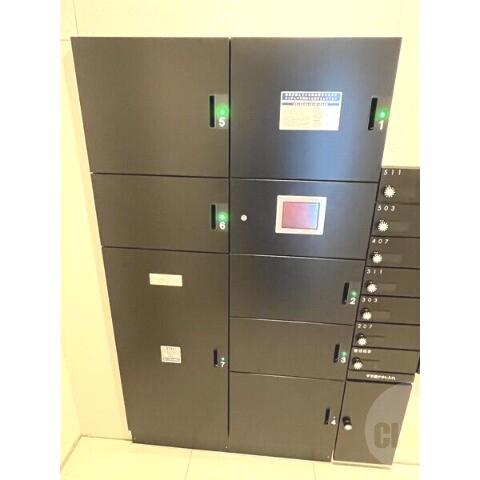 18/24 エントランス