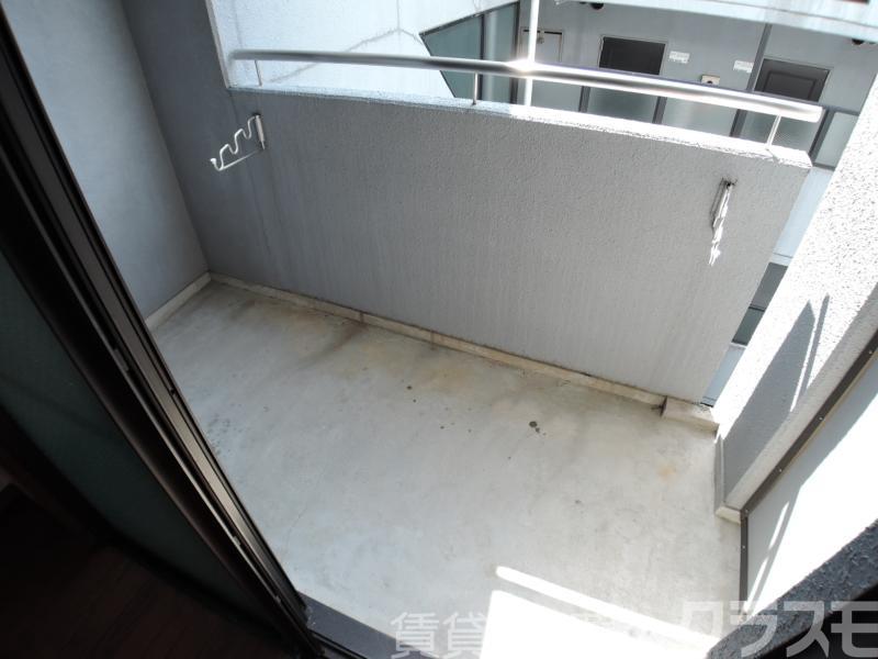 25/30 バルコニー