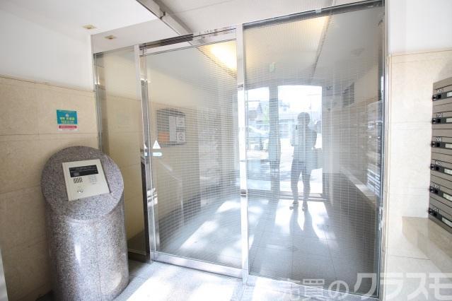 29/30 エントランス