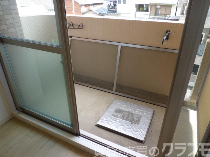 25/30 バルコニー