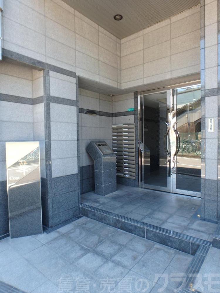 19/28 エントランス