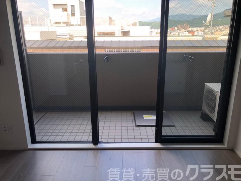 25/30 バルコニー