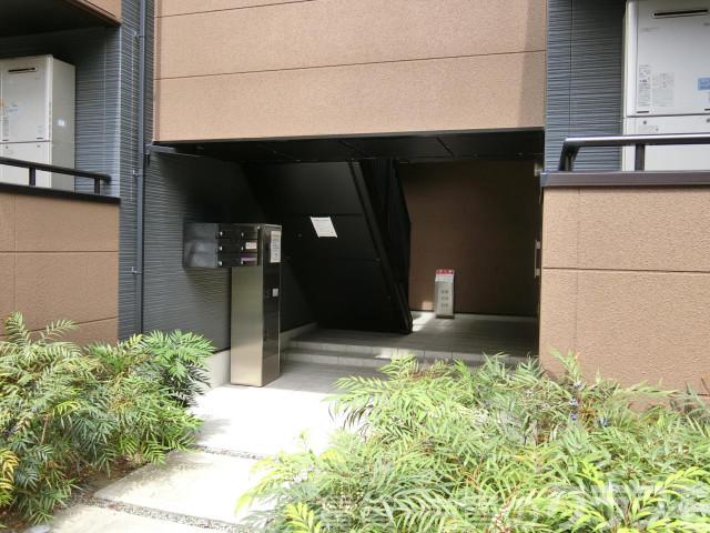 29/30 エントランス