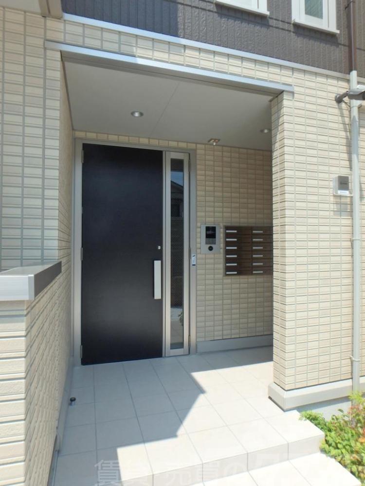 25/30 エントランス