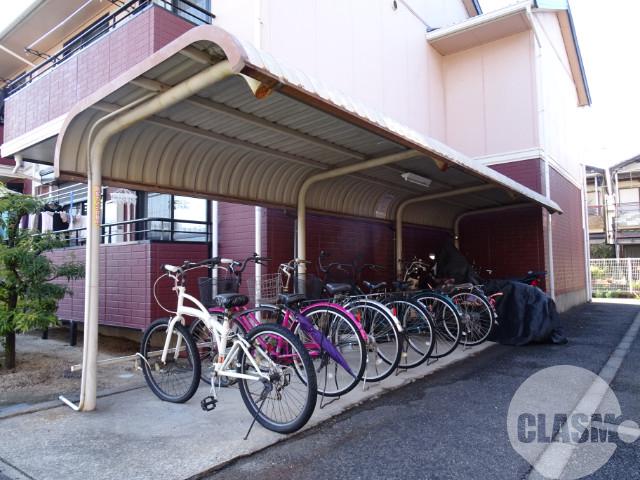 18/24 エントランス