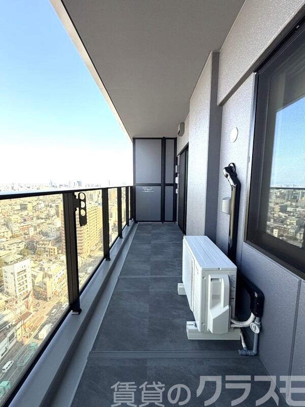 16/23 バルコニー