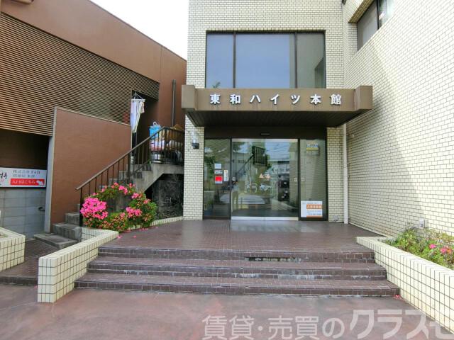 28/30 エントランス