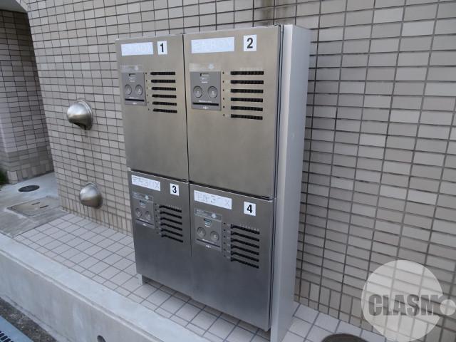 22/30 エントランス