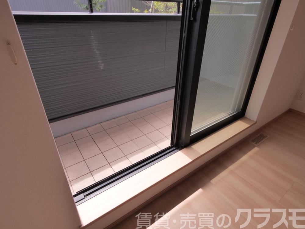 25/30 バルコニー